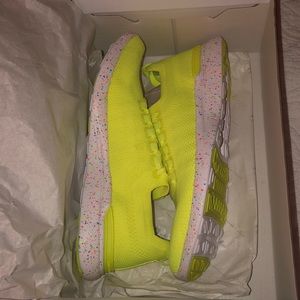 Athletic Propulsion Labs Women’s Techloom Breeze